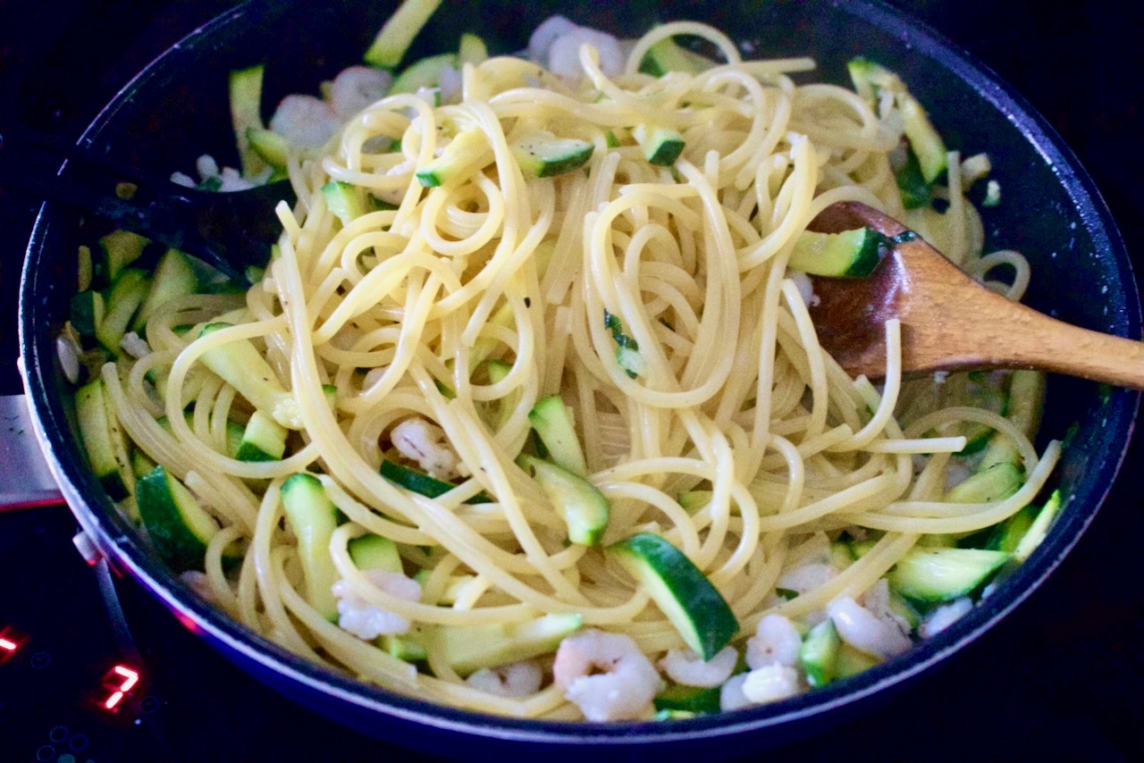 Pasta With Shrimps And Zucchini