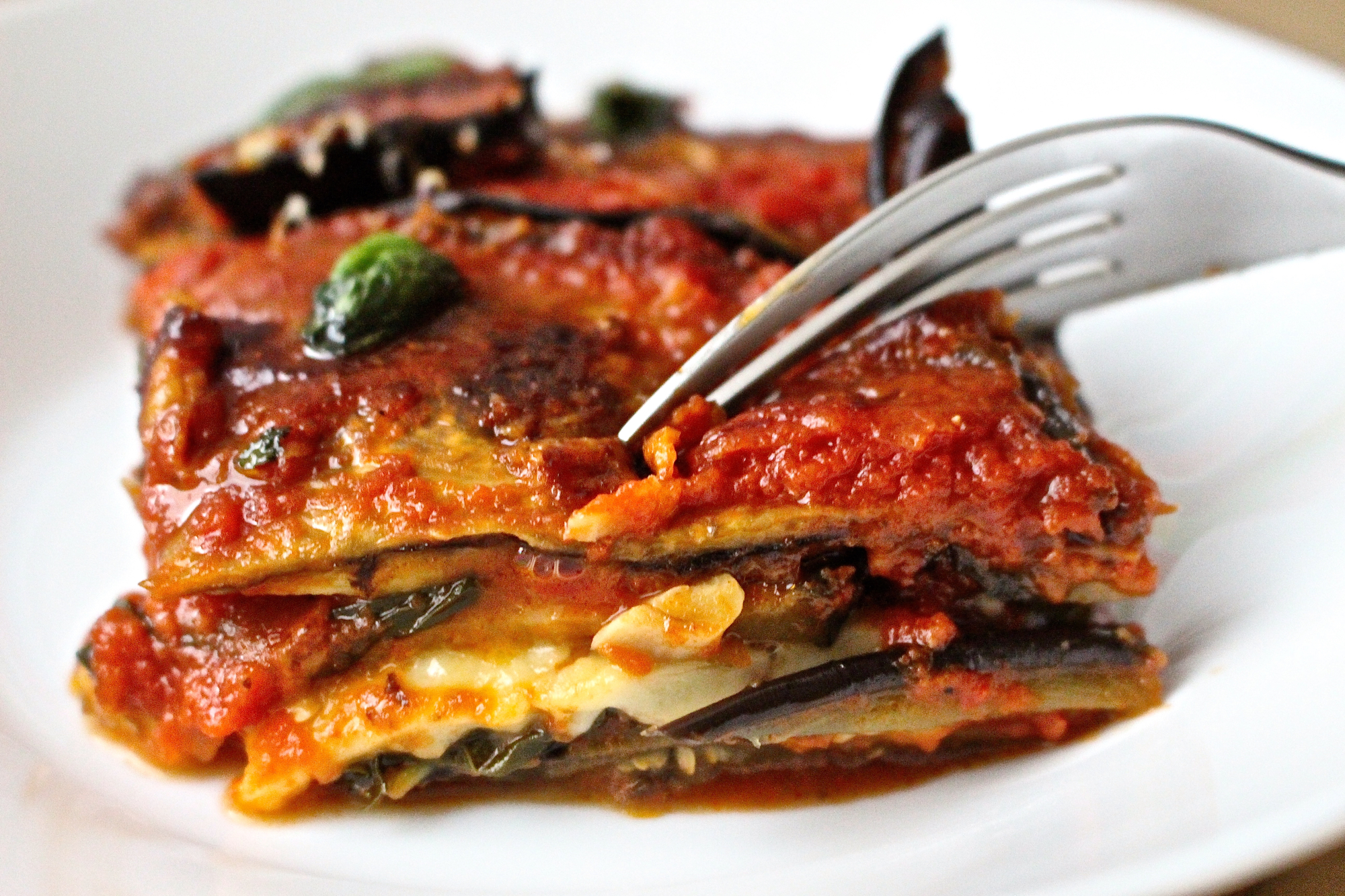 Eggplant parmesan recipe | vegetarian | foodcraftz.com
